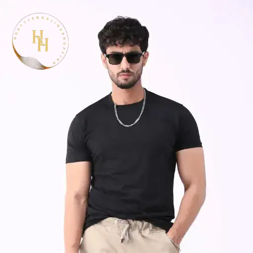 BLACK T SHIRT
